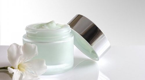 Skincare: Consumers love superfoods and high-tech beauty