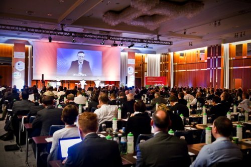 EU Commissioner Potočnik's video speech at the 8th European Bioplastics...