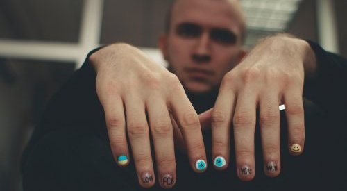 La manucure séduit les hommes, et pas seulement sur les réseaux sociaux