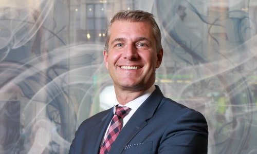 Mark Johnson to head Kao's cosmetics business in Europe and the Americas
