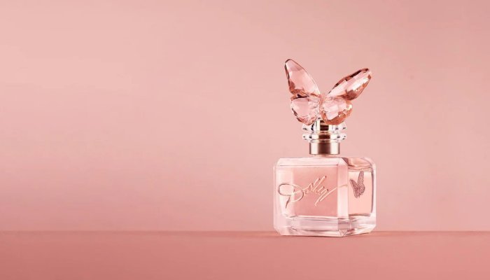 Scent Beauty signs exclusive retail partnerships for Dolly Parton fragrance